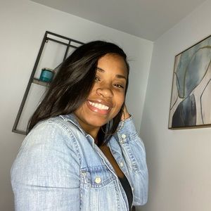 Meet your Posher, Briana